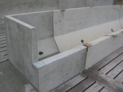 Hi-Back Super Feed Bunk Precast Concrete