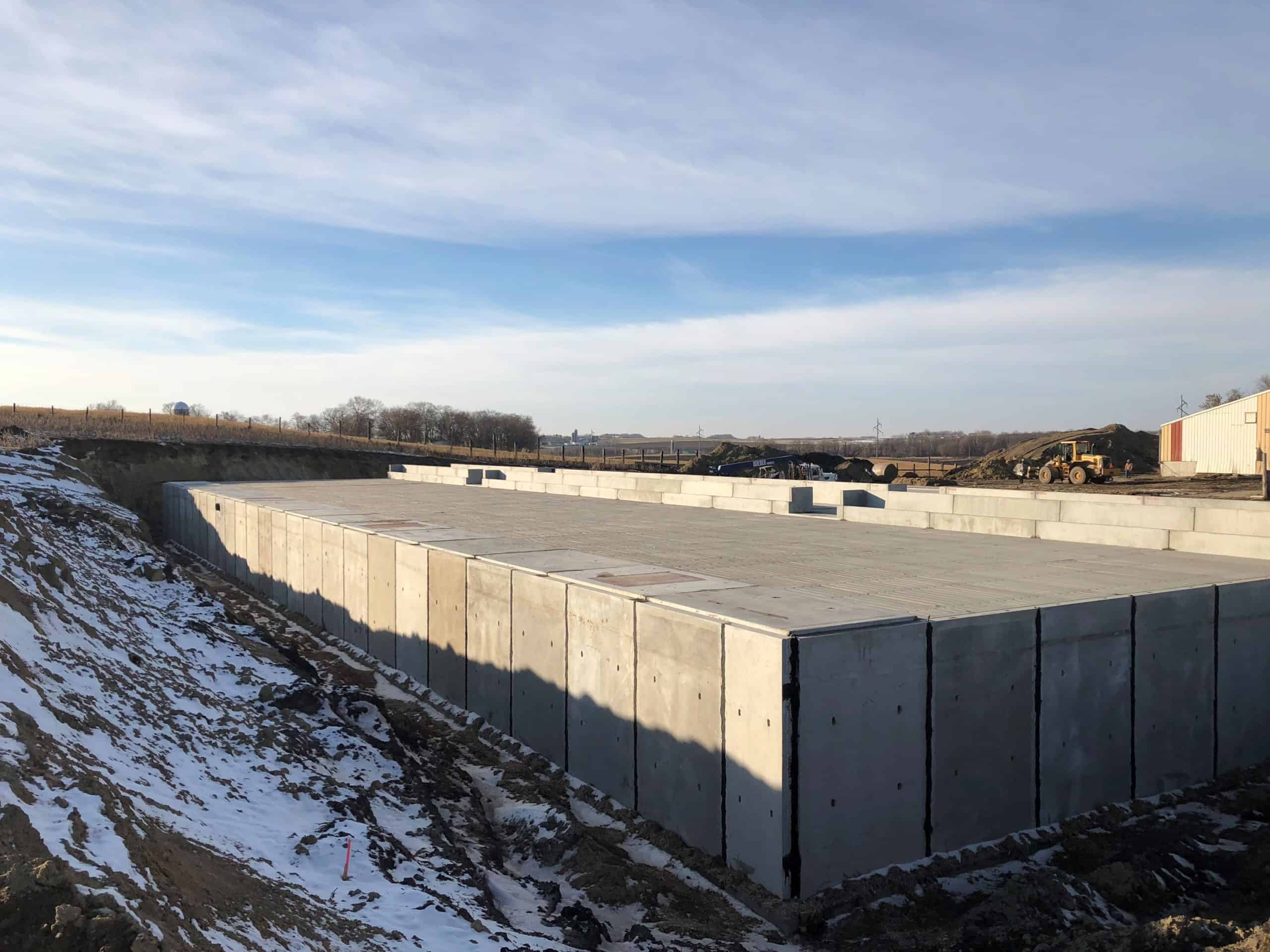 Magedanz Farms Manure Storage System by Wieser Concrete