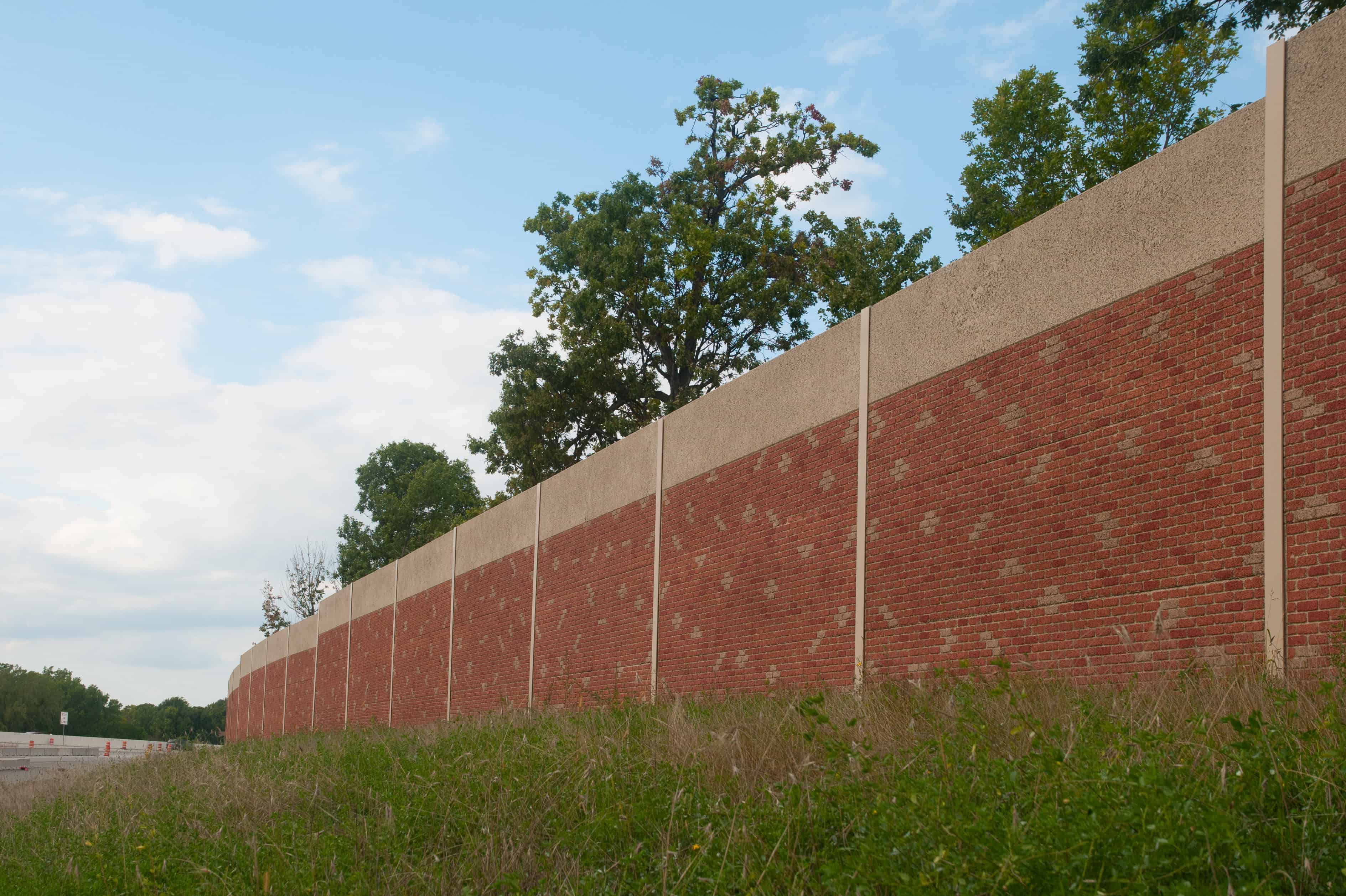 Noise Wall Precast Concrete Faux Brick Green Bay