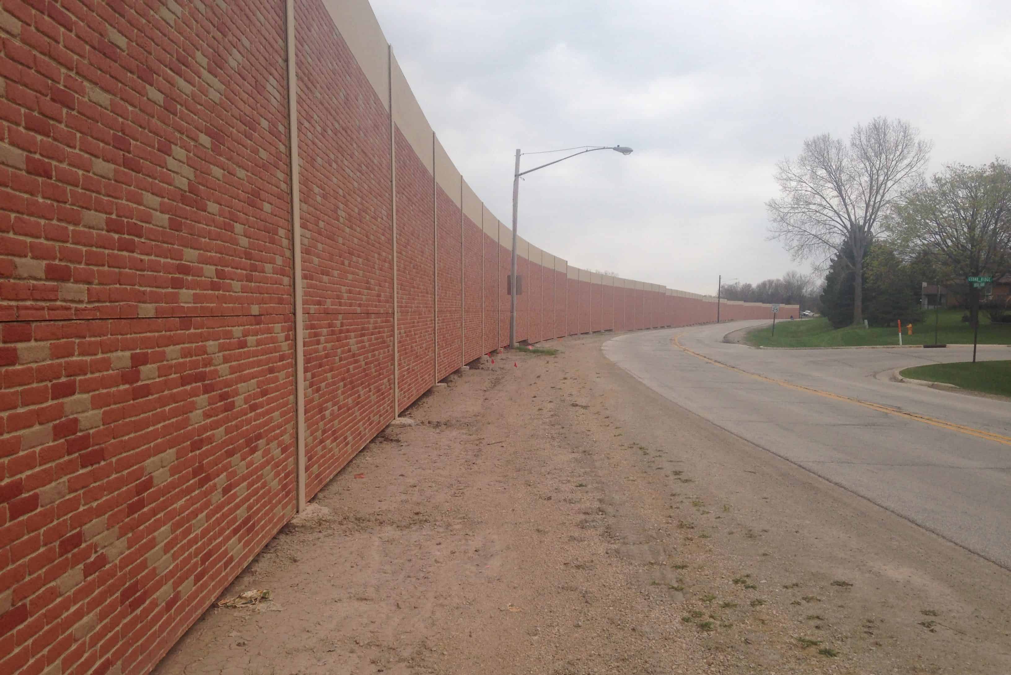 Noise Wall Precast Concrete Green Bay Curve