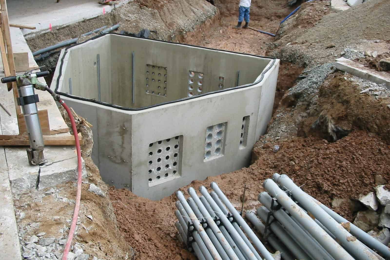 Precast Concrete Electric Manhole Green Bay Airport